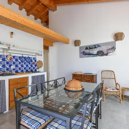 Apartamento Artistica 5 *